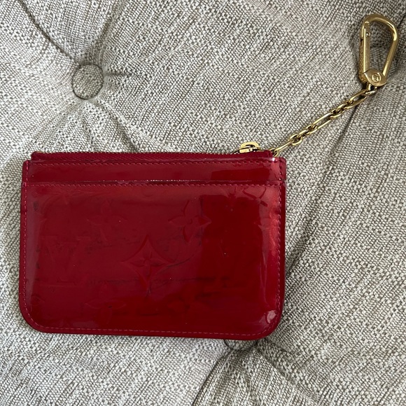 Authentic Louis Vuitton Vernis Cles - Picture 5 of 11